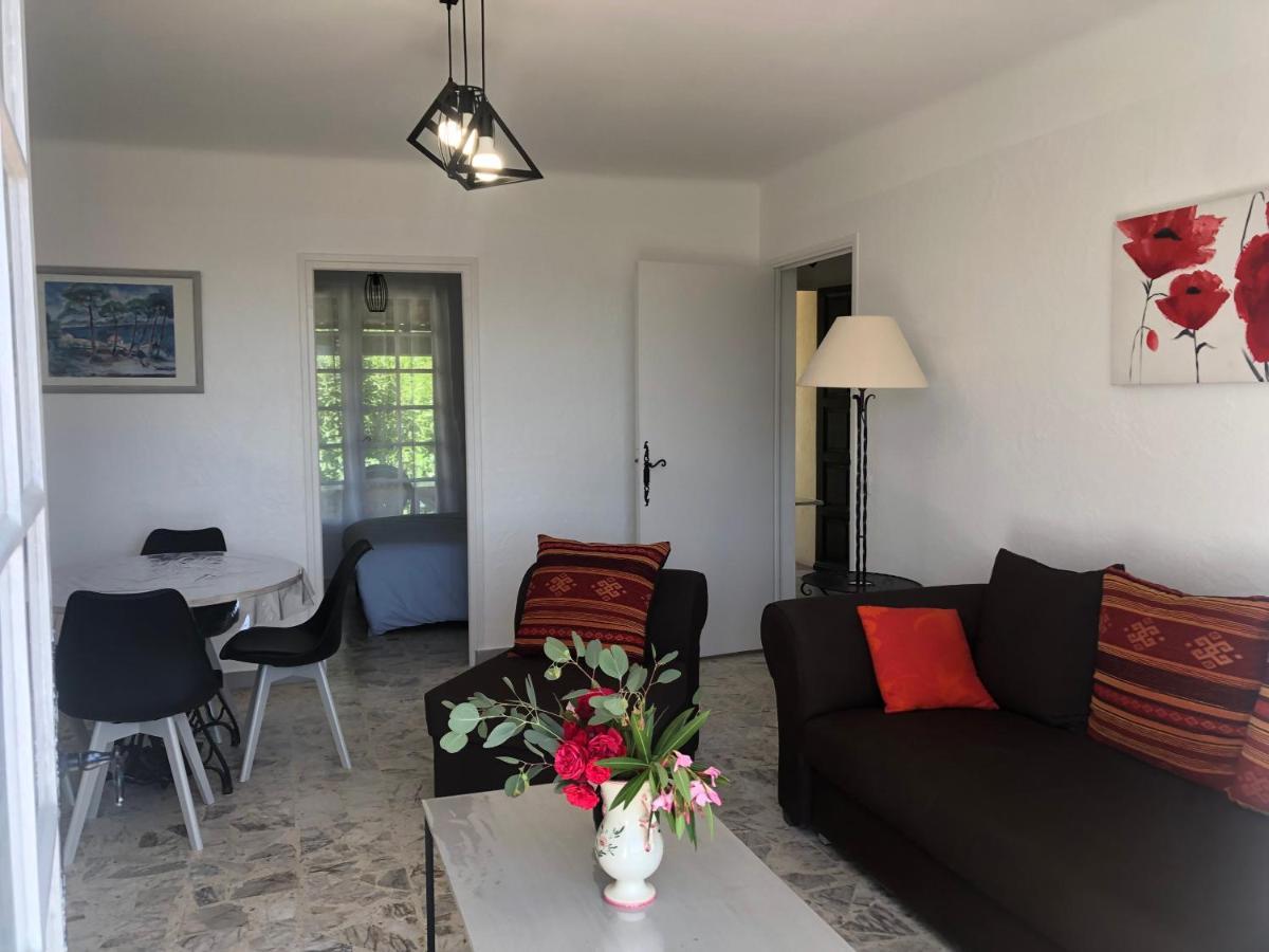 Villa Entiere Au Calme Dans Village Provencal Peymeinade 外观 照片