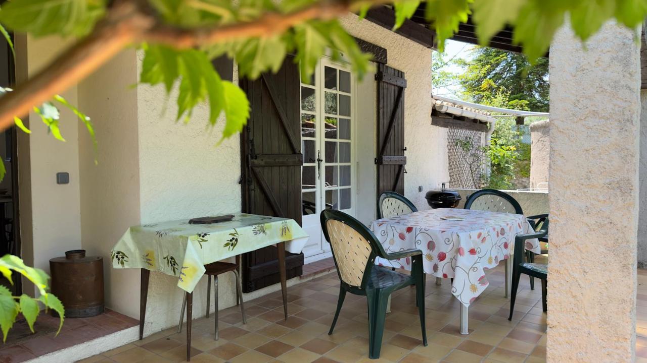Villa Entiere Au Calme Dans Village Provencal Peymeinade 外观 照片